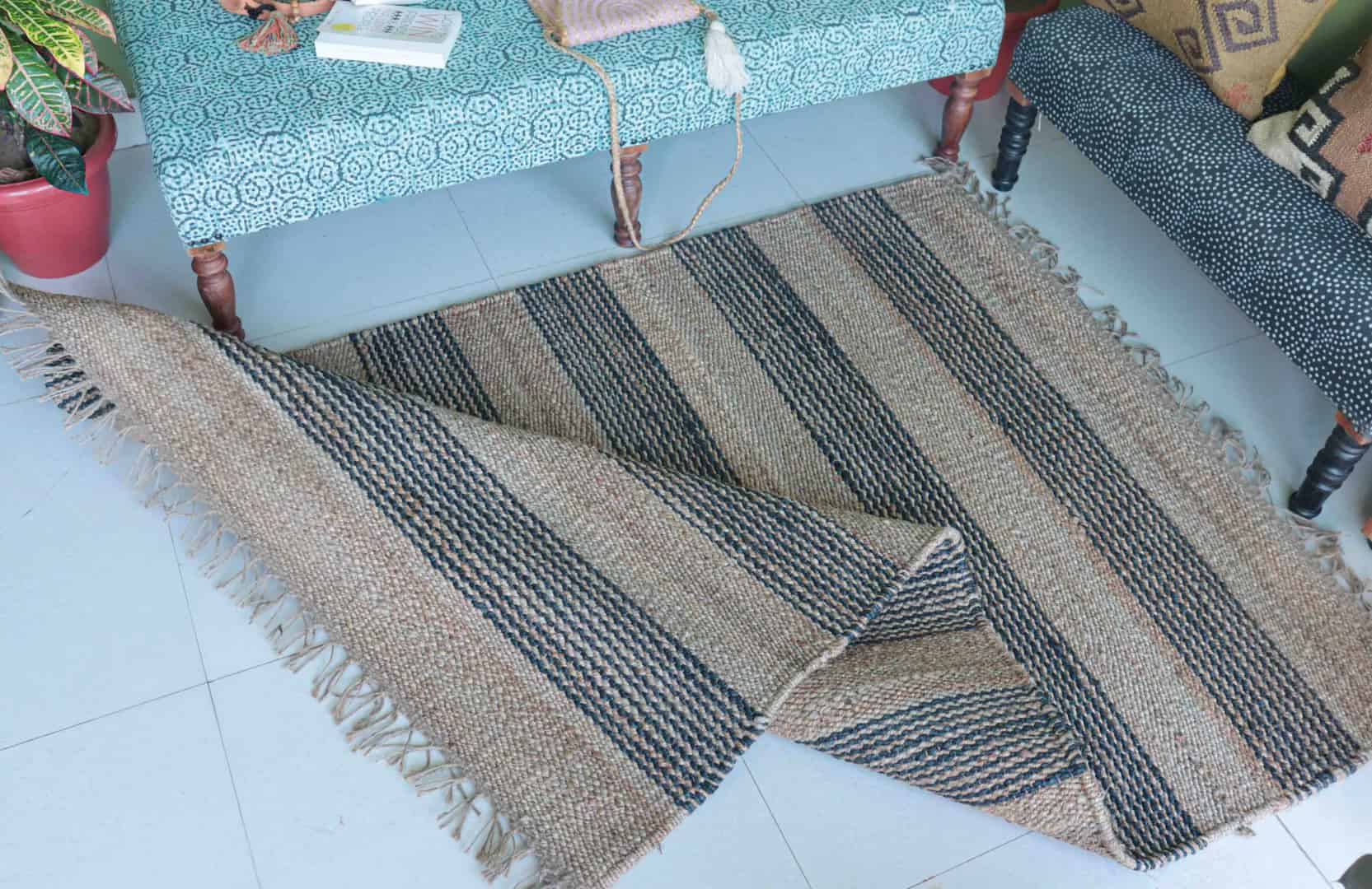 Hand Weaving Beige And Blue Color Rectangle Rug Vintage Hemp Jute Rug For Living Room And Home Decor Rug  - Image 7