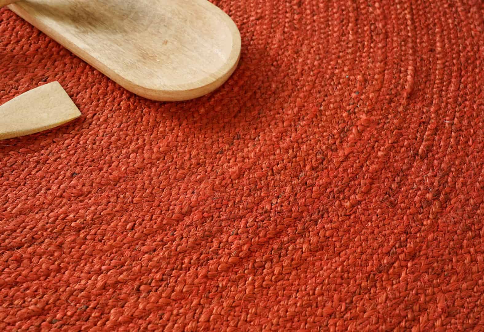 Hand Braided Oval Jute Rug Solid Red Color Home Decor Rug  - Image 4