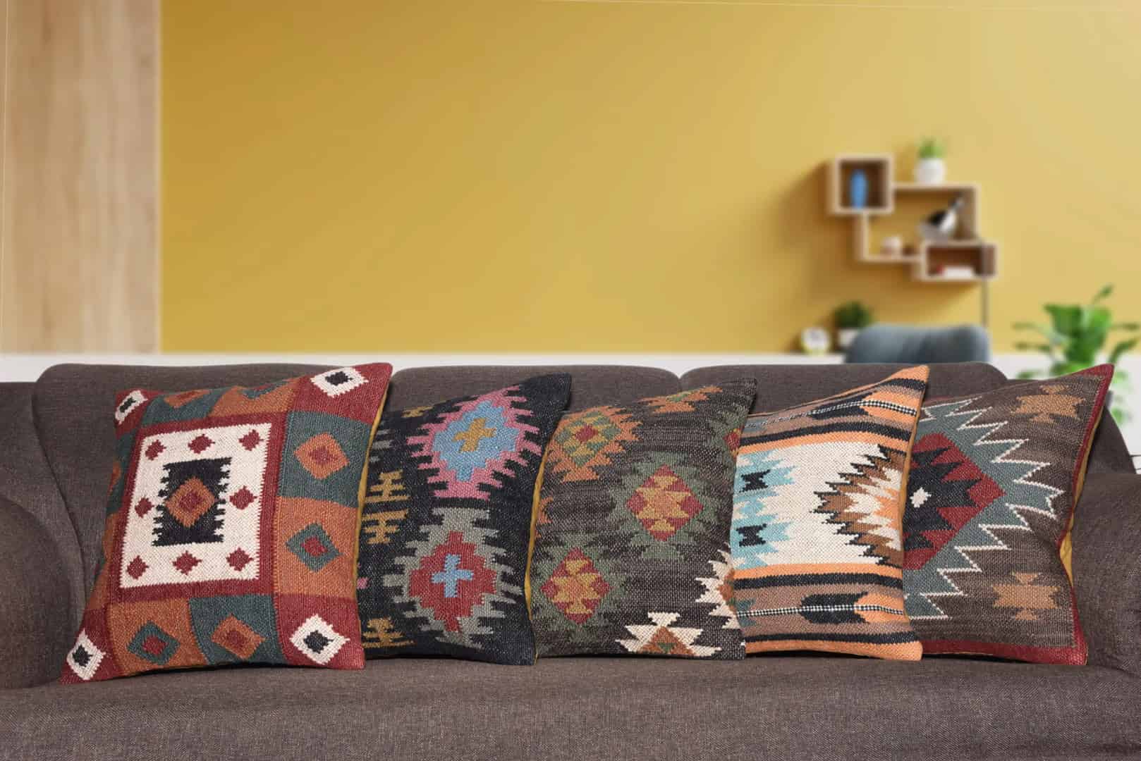 Colorful Handmade Wool And Jute Kilim Cushion Cover  - Image 2