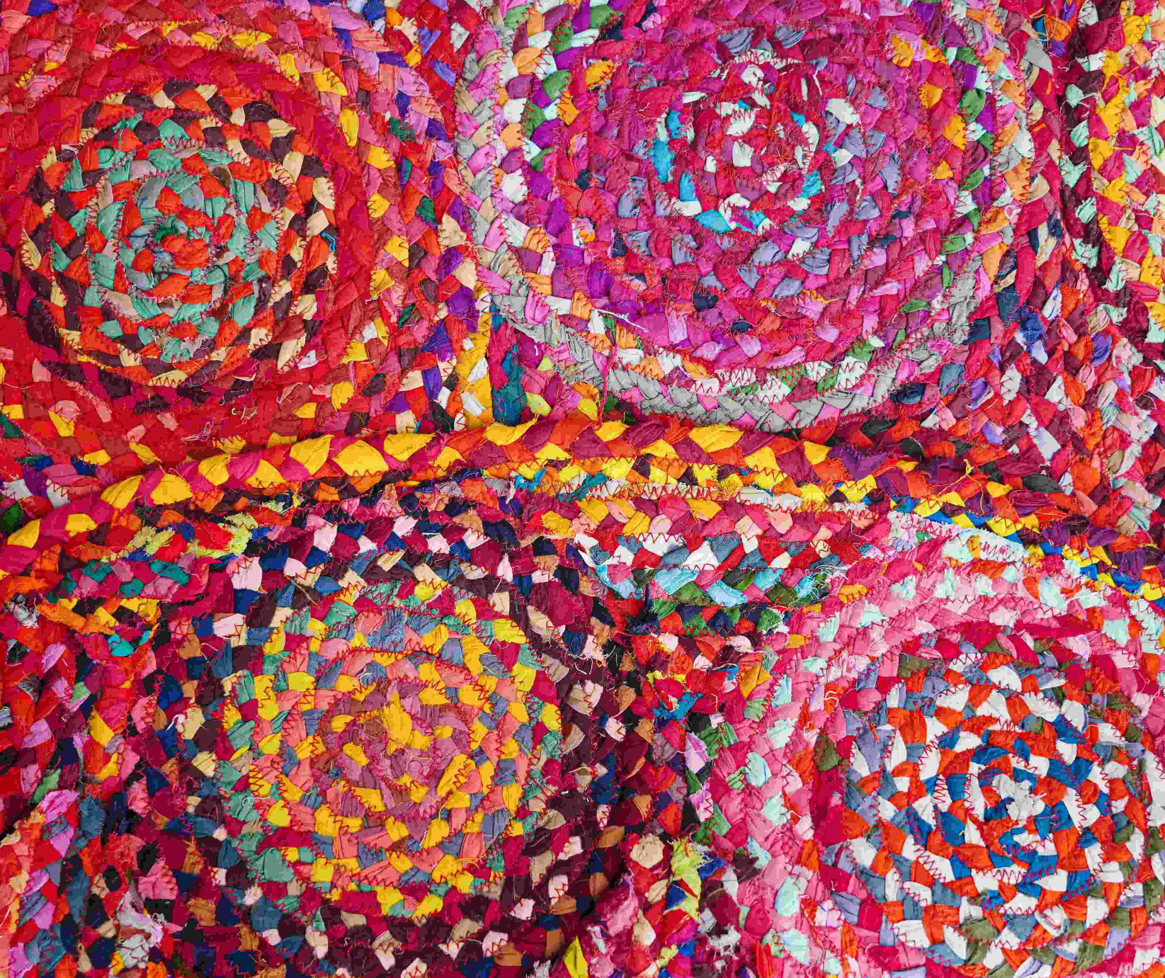 Beautiful Traditional Design Handmade Multicolor Cotton Braided Round Area  Rug