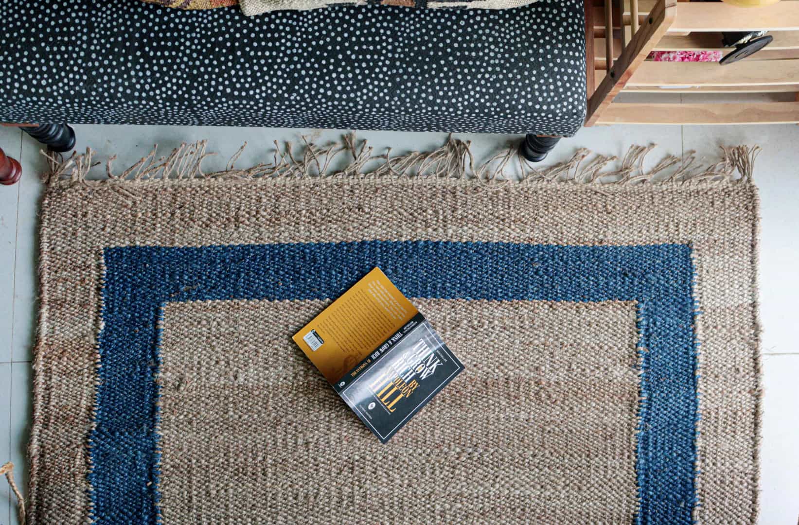 Handmade Natural Jute Hemp Rug With Blue Border Stair Decor Hemp Hand Loomed Handwoven Rugs Throw Carpet Home Decor Hemp Rug For Living Home Decor Rug  - Image 4
