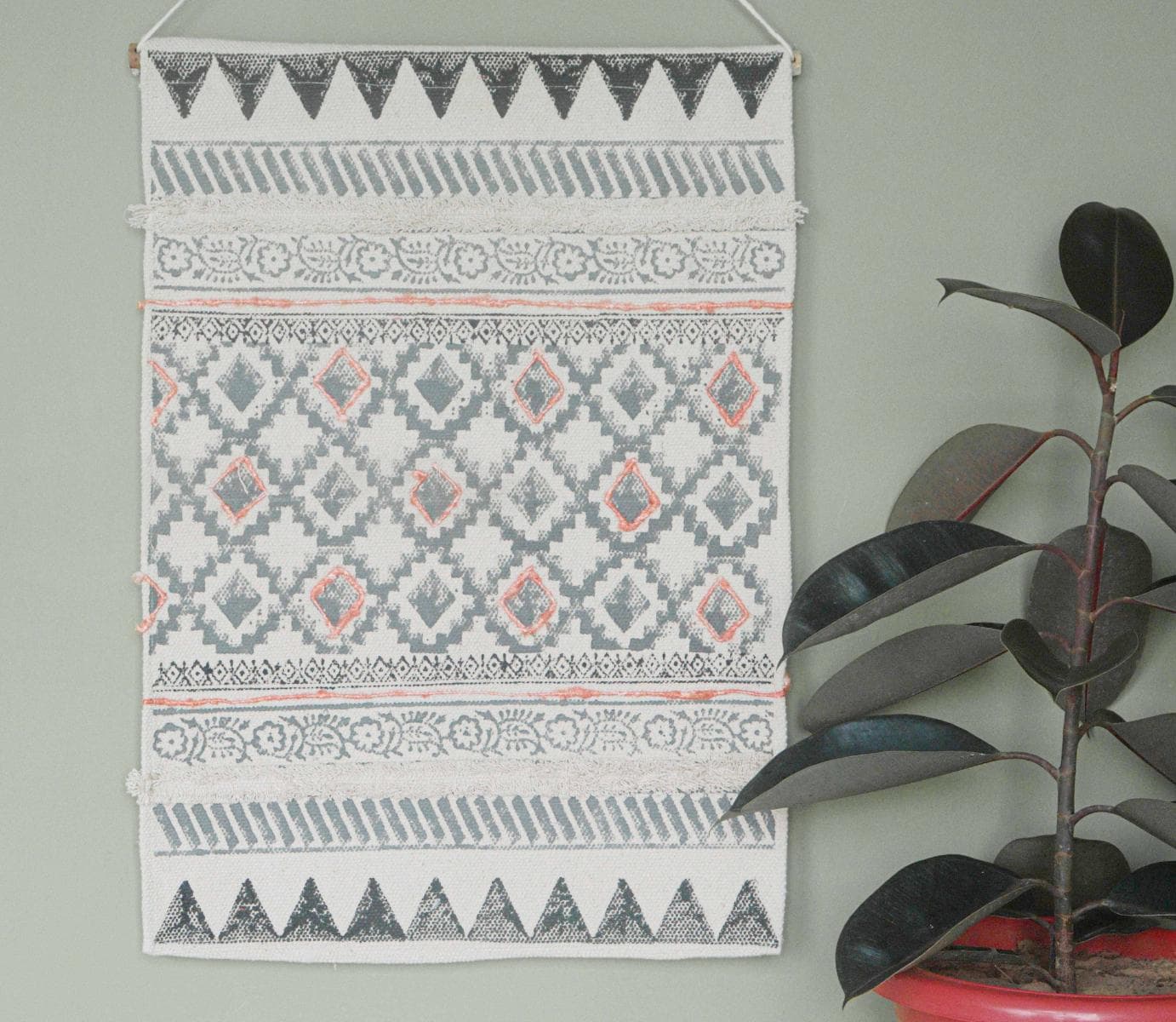 Handmade Macrame Wall Hanging Décor