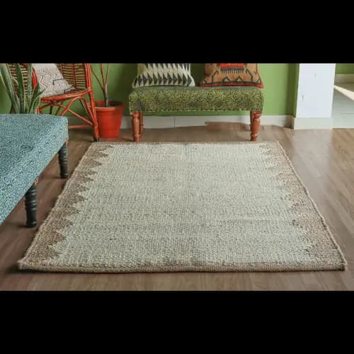 Indian Handmade Off White Jute Hemp Rug with Natural Sides