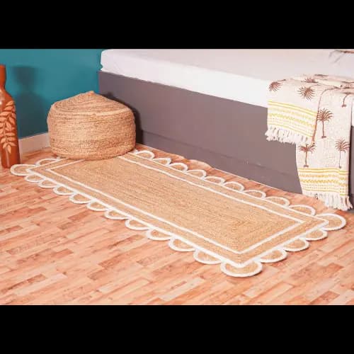 Natural Hand Braided Scalloped Jute Rug With White Border Rug 