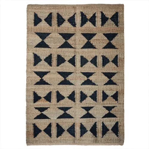 Stair Decor Handwoven Black and Beige Jute Hemp Rug