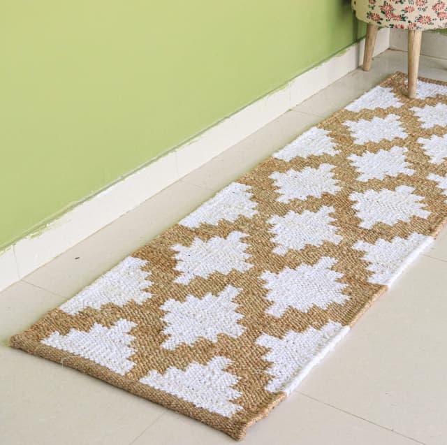 Natural Jute Handwoven Hemp Runner Rug with White Design Tufted Hemp Rug