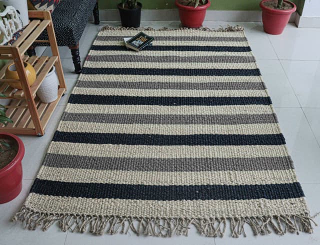 Handmade Off White Jute Hemp Rug For Living Area Decor With Grey and Black Stripes With Fringes Decor Hemp Jute Rug 