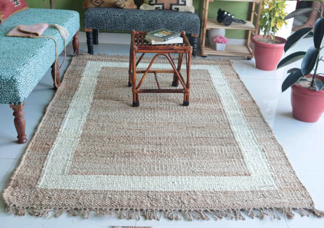 Beige with White Border Handwoven Jute Hemp Rug for Living Room Decor with Fringes