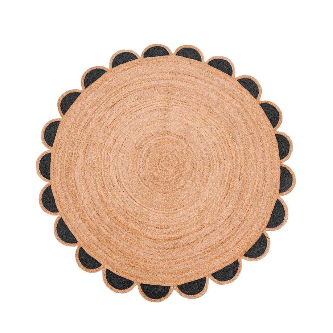 Hand Braided Natural Jute Round Rug with Custom Color Scallop Design