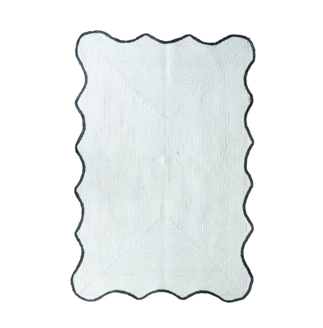 Hand Braided Scalloped Rectangle Jute Rug White with Wavy Edge Black Border 