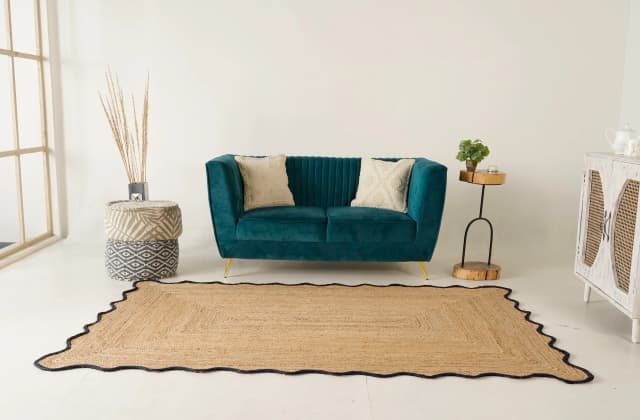 Hand Braided Scalloped Pattern Rectangle Jute Rug Beige with Customized Color Border 