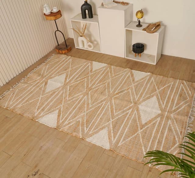 Natural Jute Beige Rug With White Design High Quality Hand Woven Geometric Boho Style Rug Large Area Rug Vintage Jute Rug White Fringes Jute Rug Decor Home Rug 