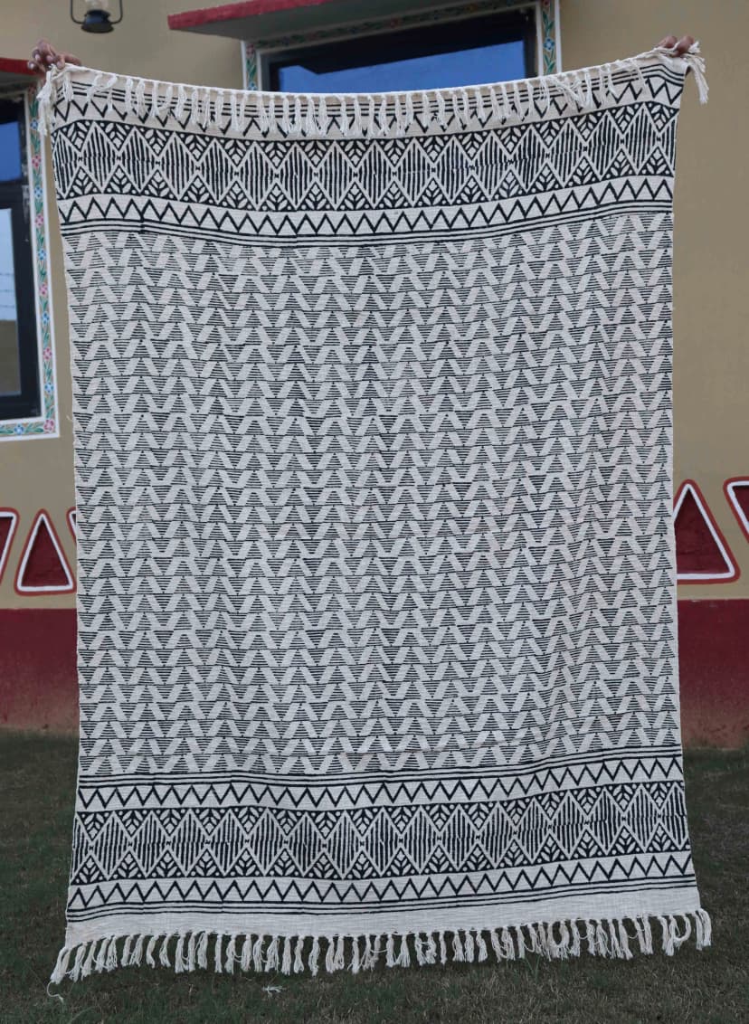 Handmade Soft Cotton Throw Blanket White Cotton Throw With Black Design Blanket Sofa Decor Cover Boho Ethnic Beach Towel For Living Guestroom Fringes Blanket  