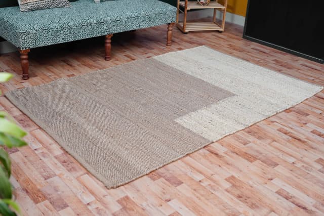 Handwoven Stair Hemp Rectangle Beige Jute Rug With White Color Hemp Large Area Jute Rug For Living Room Decor Rug Natural Fiber Hemp Tufted Hemp Rug Yoga Mat Rug 