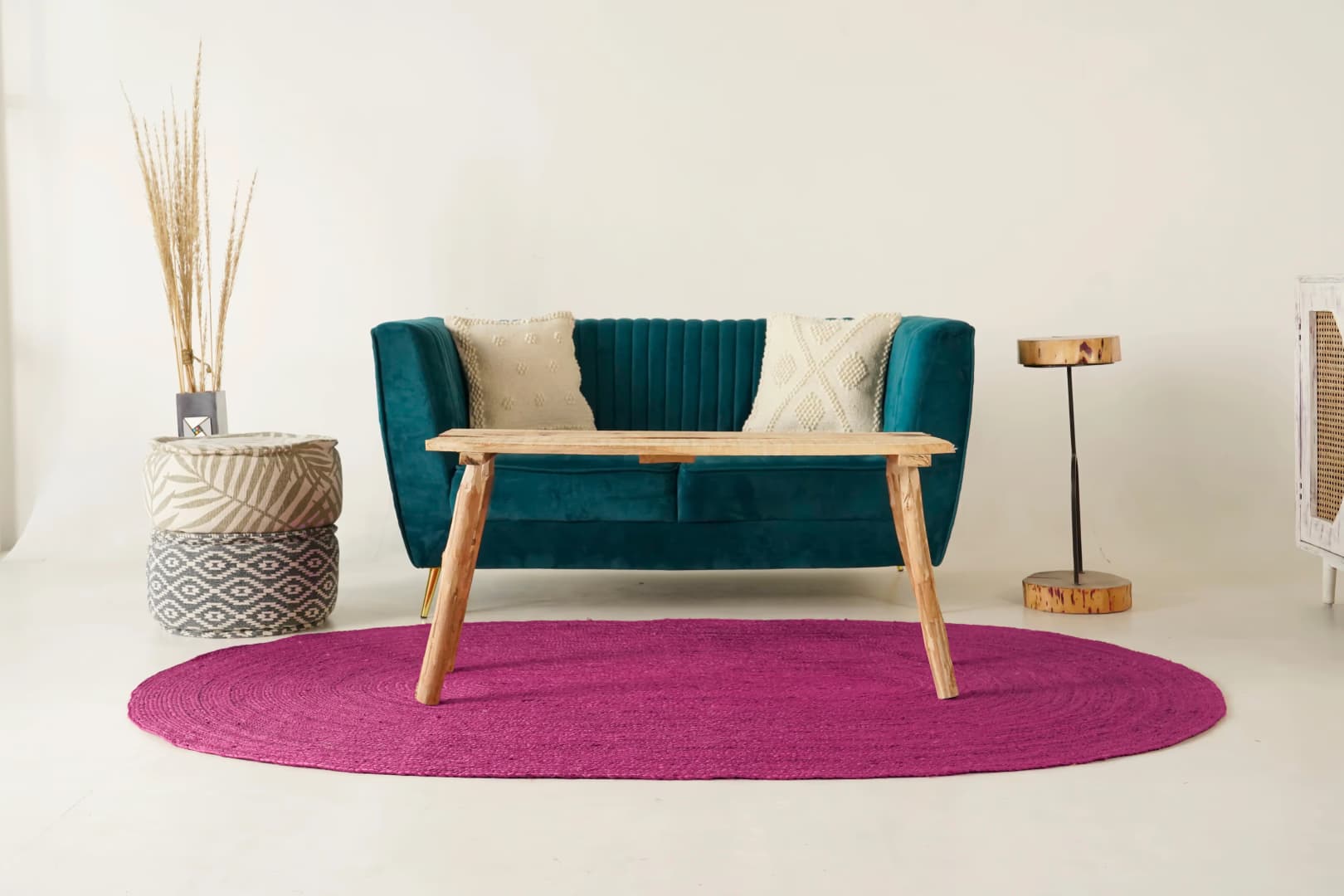 Hand Braided Oval Jute Rug Solid Pink Color 