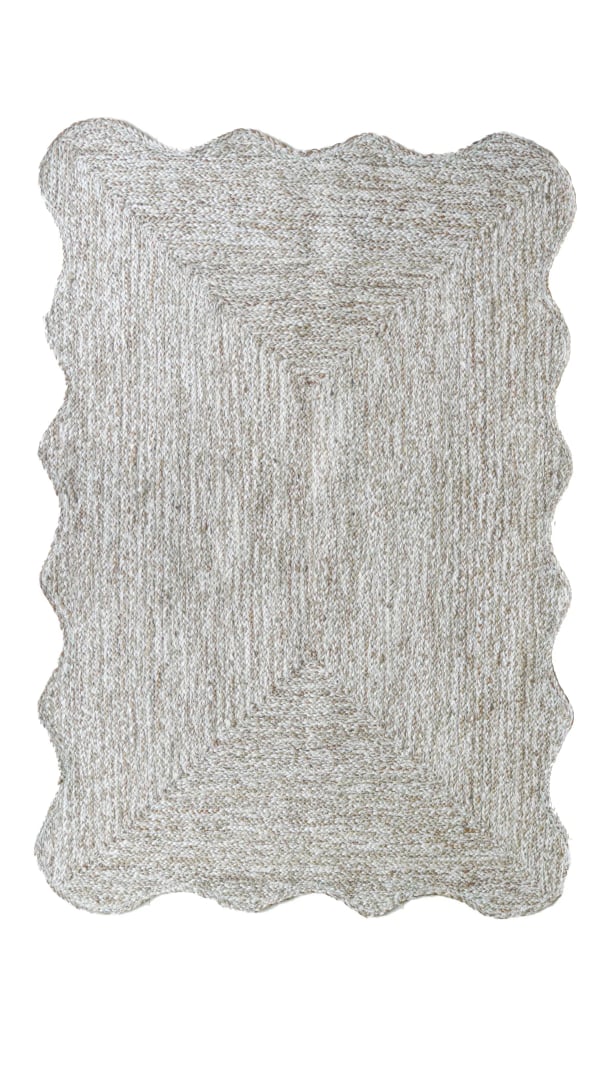 Handmade Scalloped Beige White and Grey Tie Dye Braided Rectangle Jute Rug
