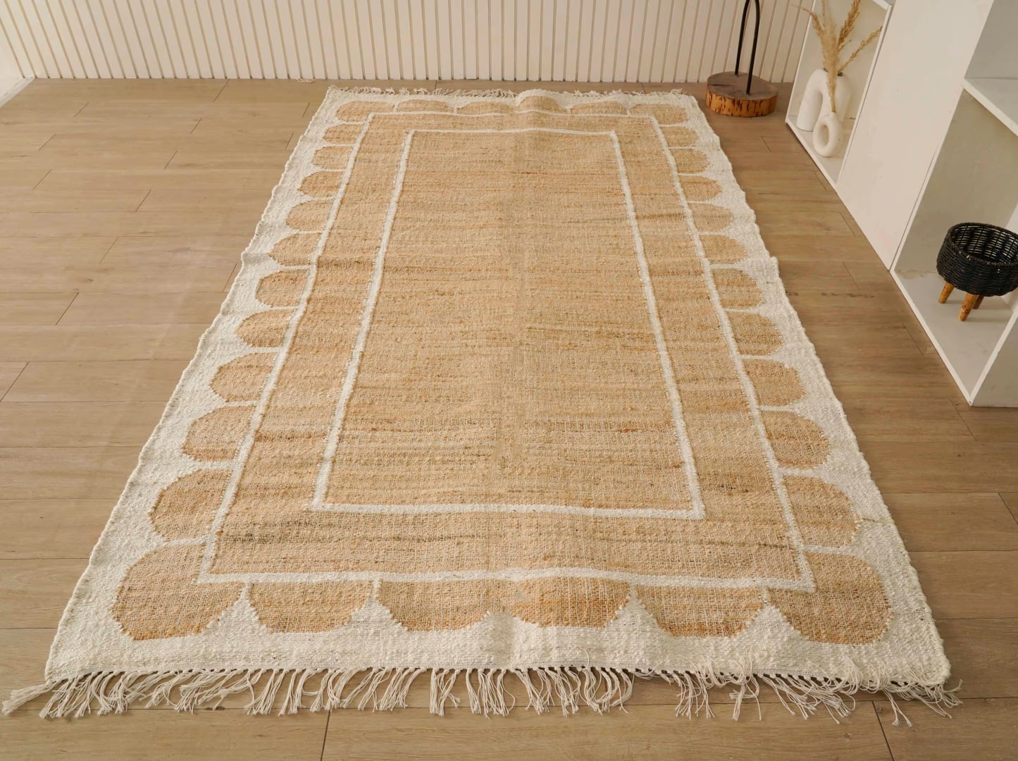 Natural Jute Beige and White Design High Quality Hand Woven Geometric Boho Style Rug Vintage Cotton Jute Rug Entryway Dhurrie Rug Decorative Home