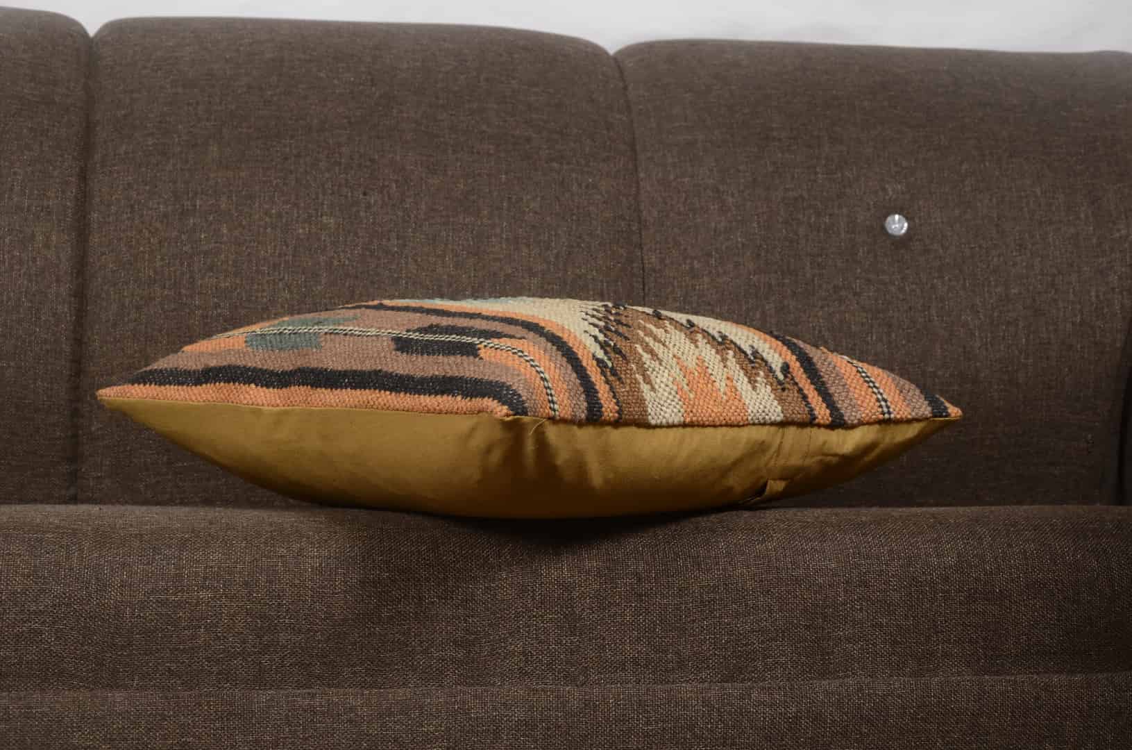 Handmade Ethnic Wool Jute Kilim Pillow Cover - Image 2