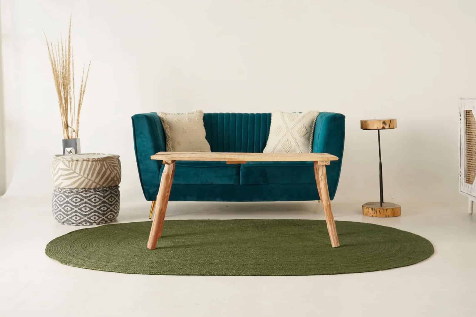 Hand Braided Eco Friendly Solid Pattern Oval Jute Rug - Image 1