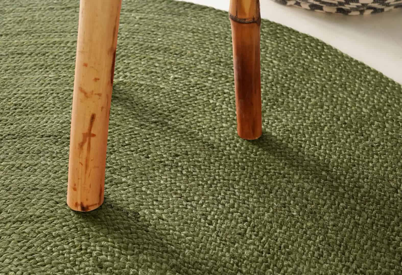 Hand Braided Eco Friendly Solid Pattern Oval Jute Rug - Image 7