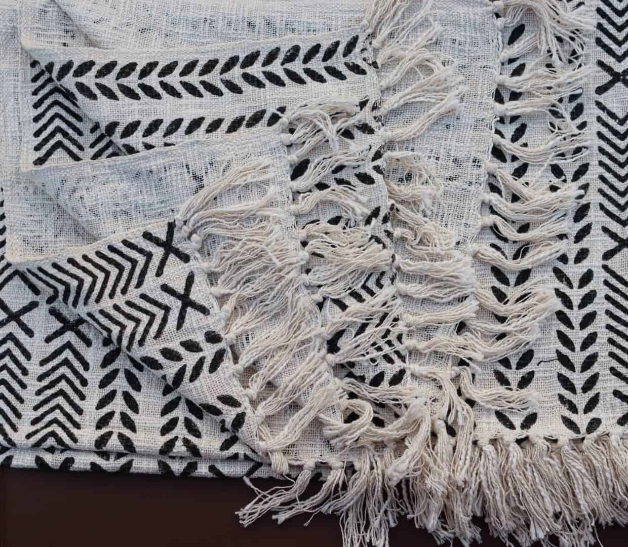 Indian Handmade Throw Blanket Bohemian Cloth Bed Cover With Tassels Hand-Loomed Block Print Cotton Sofa Throw Soft Cotton Throws Vintage Home Decor Throws - Image 4