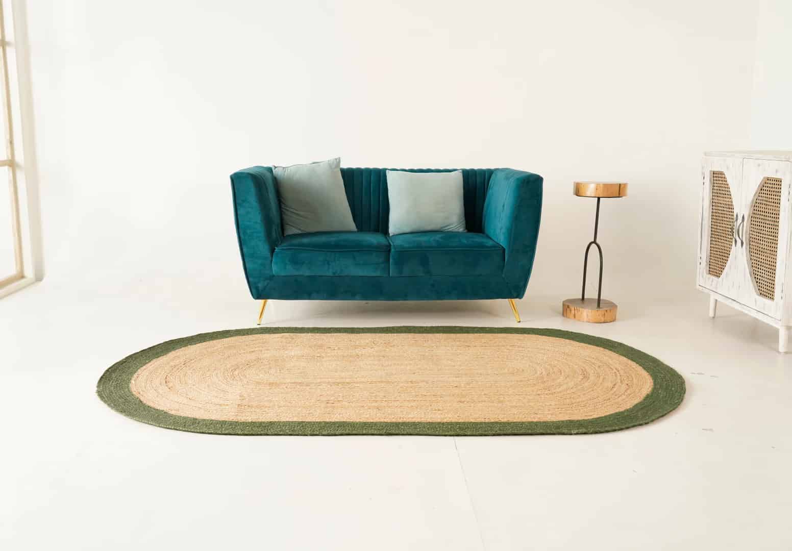 Indian Hand Braided Natural Oval Jute Rug with Dark Green Border - Image 4