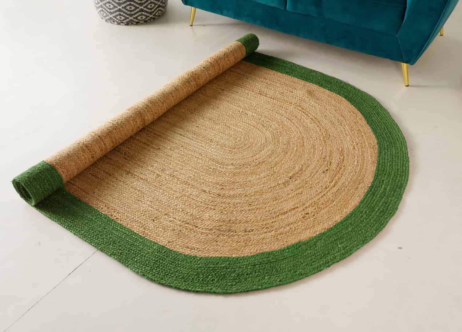Hand Braided Natural Oval Rug With Light Green Border - Image 6