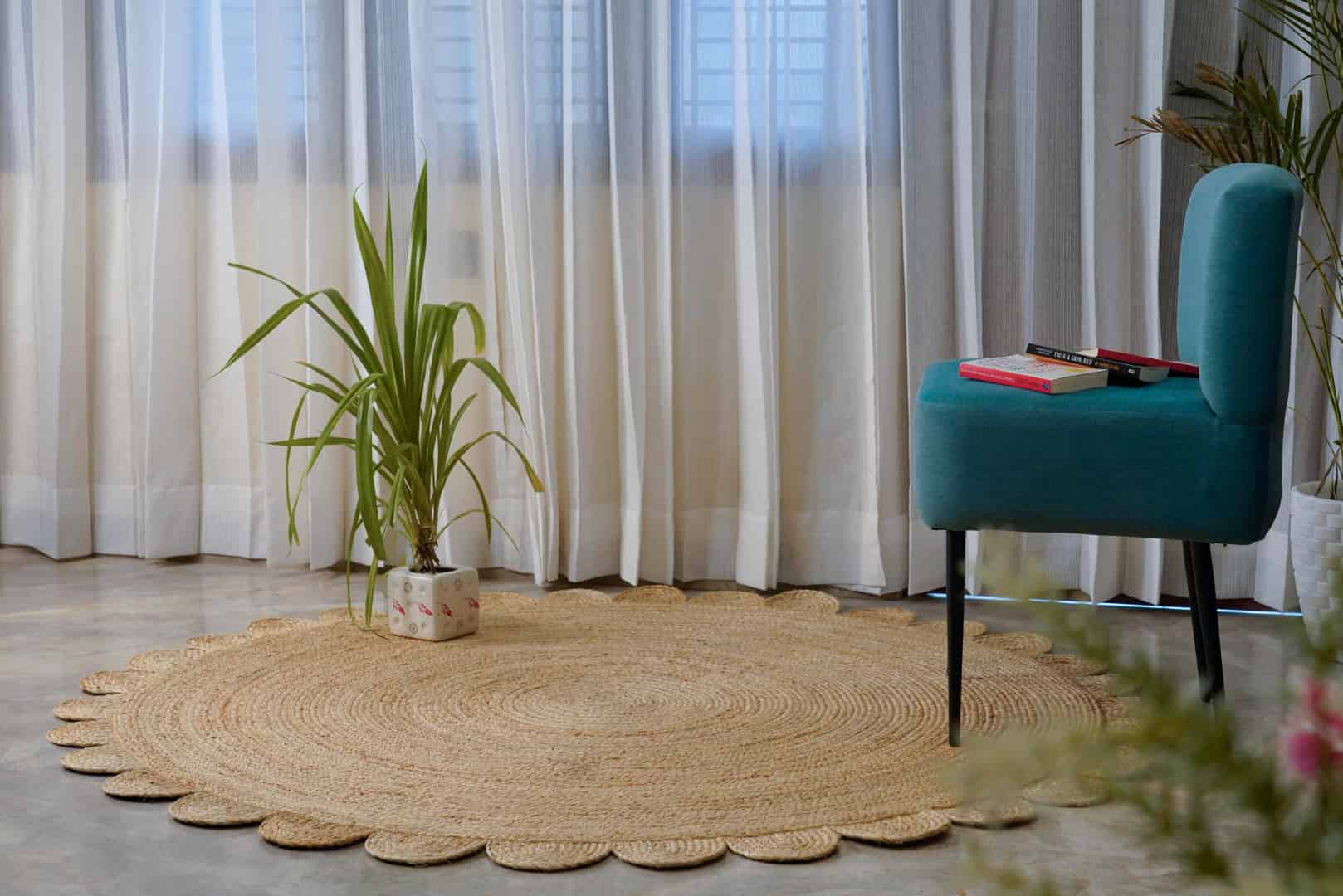 Scalloped Border Jute Hand Braided Round Rug Natural Stylish - Image 9
