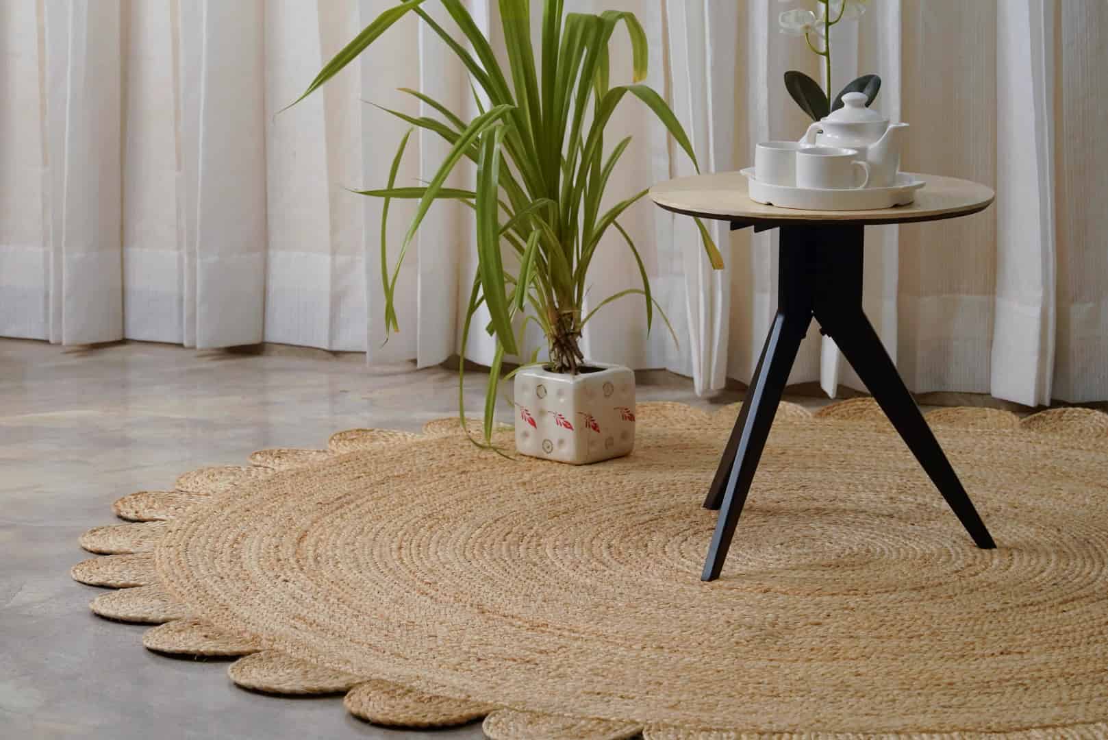 Scalloped Border Jute Hand Braided Round Rug Natural Stylish - Image 8